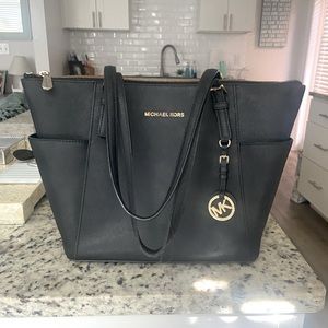 Michael Kors black leather purse